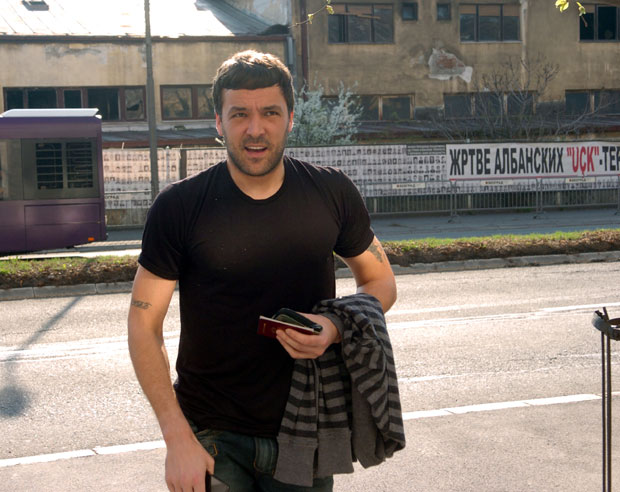 ЛАЖНОМ АДВОКАТУ 19 МЕСЕЦИ РОБИЈЕ: Владимир Ђурковић осуђен због преваре голмана Владимира Стојковића